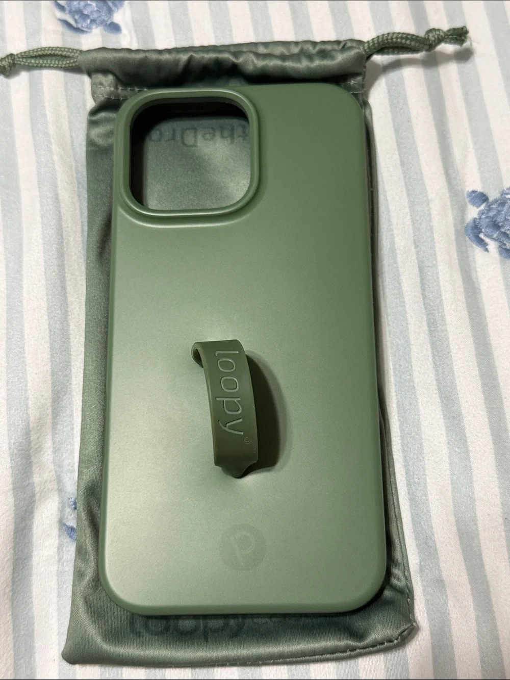 Loopy Case Green Silicone iPhone Case with Loop Strap